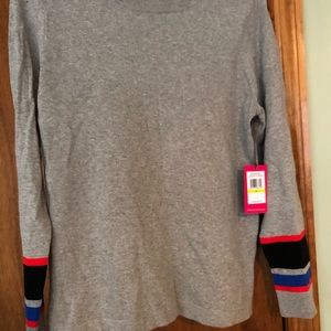 NWT Vince Camuto sweater M